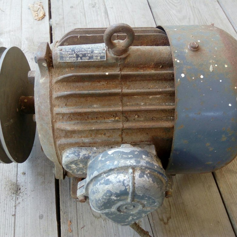 Электродвигатель аолб-22-4. Электродвигатель а41 4-2,8 квт 1420 об/мин. Электродвигатели старых образцов. Электродвигатель 2. Электродвигатель 3квт 1500об/мин.