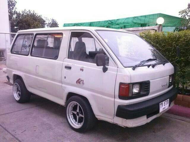 Toyota Town Ace 1984