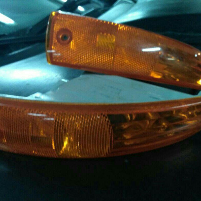 поворотник митсубиси. указатель поворота pajero 2. указатель поворота передний левый на митсубиси л200. поворотники мицубиси. фара габарит mitsubishi pajero 2.