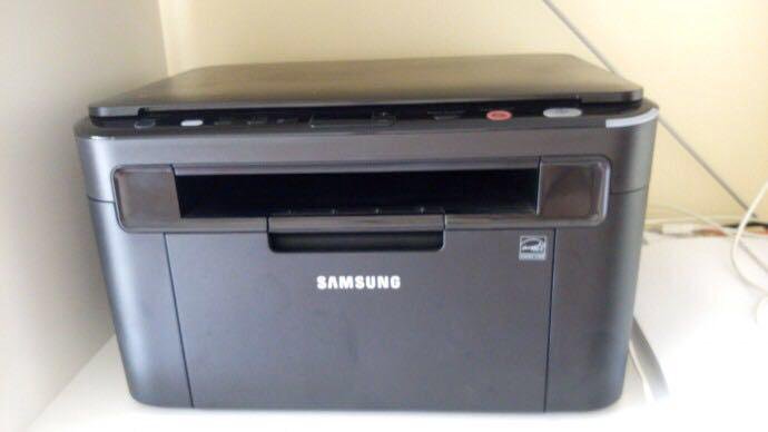 Драйвер принтера самсунг scx 3205. Samsung SCX 3205. SCX-3205 принтер. Принтер самсунг 3205. Принтер Samsung ml-1520p.