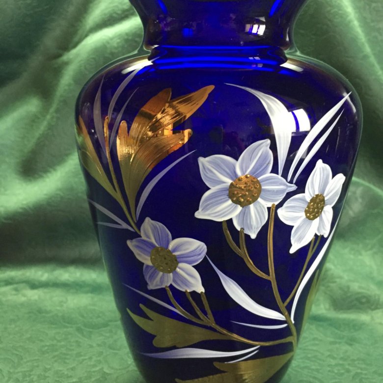 Desna Vase Art Glass Schlevogt Hoffman Deco Czech Bohemian Bohemia Cherubs Sklo