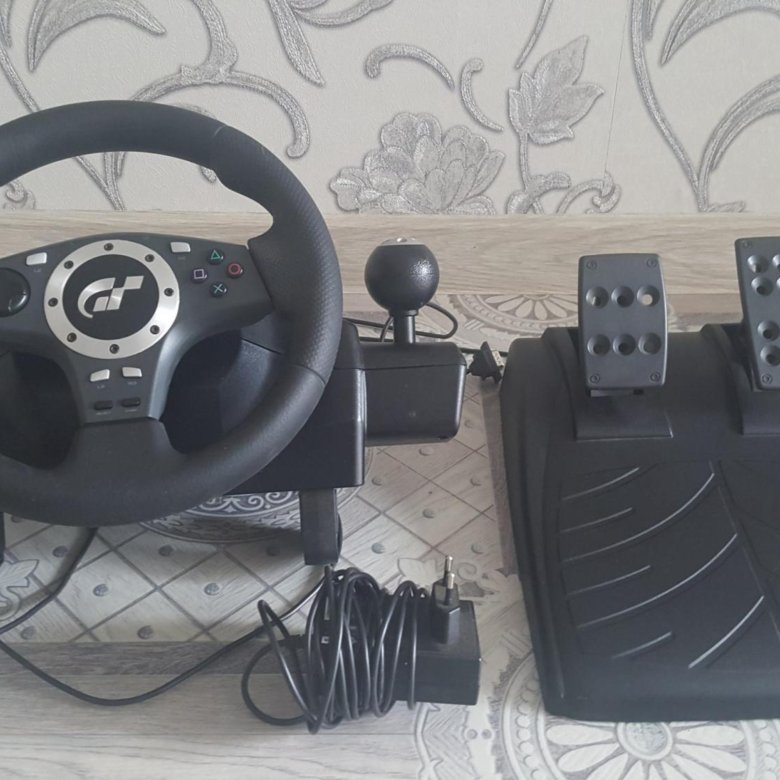 Руль 900 градусов. Руль Лоджитек Driving Force Pro. Logitech Driving Force Pro 900. Оплетка Logitech Driving Force Pro.