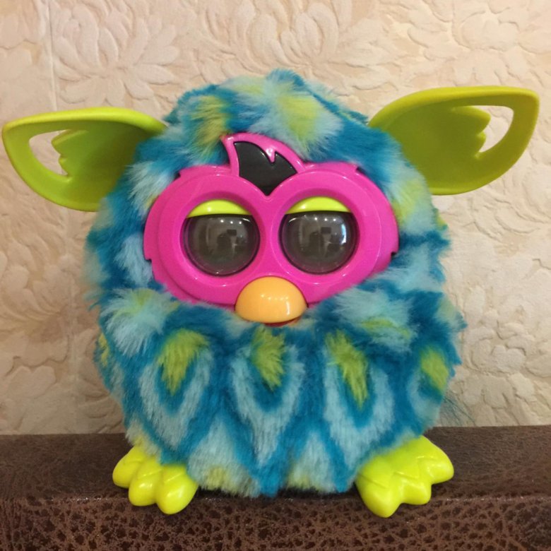 Furby boom. Ферби 2017. Костюм Фербика. Ферби бум косплей. Переделки Ферби.