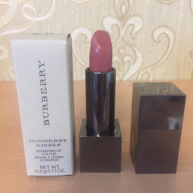 Помада Burberry Kisses, English Rose № 17 – купить в Москве, цена 1 000  руб., продано 28 сентября 2017 – Макияж