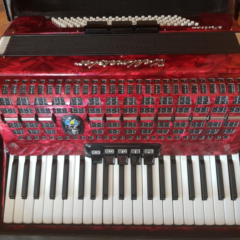 Немецкий аккордеон вельтмейстер метеор. Аккордеон вельтмайстер метеор 3/4. Аккордеон weltmeister meteor цена. Аккордеон royal standard 60 басов. Аккордеон royal standard 4/4.