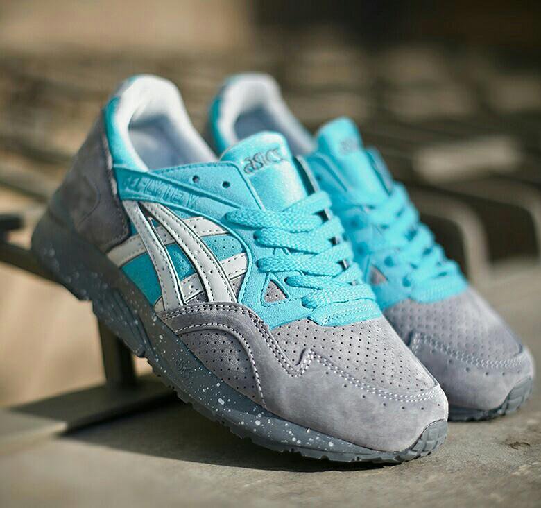 Кроссы асикс. Кроссы ASICS. Кроссы асикс 2023. Кроссы асикс 2024. Голубые кроссы ASICS.