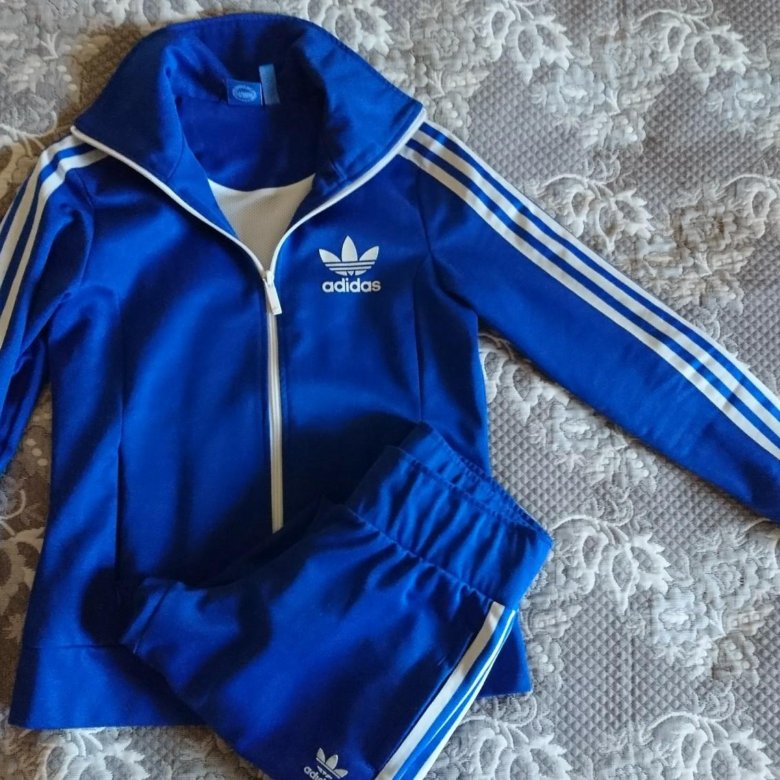 Спортивный костюм adidas модель 1066