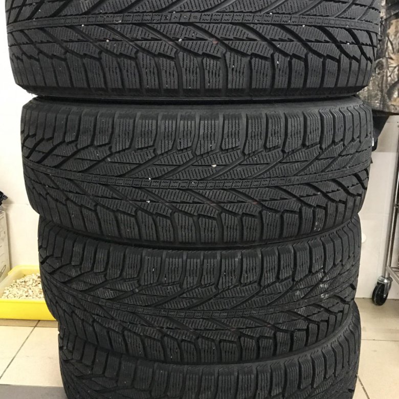 Hakkapeliitta 235 55 r19. R19 235/55 105r Nokian Hakkapeliitta r2 SUV. Хакапелита р2 сув 235 55 19. Нокия хакапелита 235 55 19. Нокиан Hakkapeliitta r3 235 35 19 драйв.