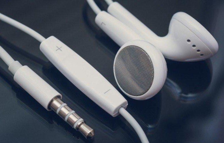 Как выбрать наушники для смартфона андроид. Наушники meizu ep-21 hd. наушники meizu ep-21. наушник вкладной. наушники auzer ep1bk.