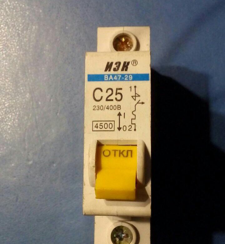 Iek автоматические выключатели c25. ИЭК c45n. Автомат ИЭК 25а. IEK c10a маркировка.
