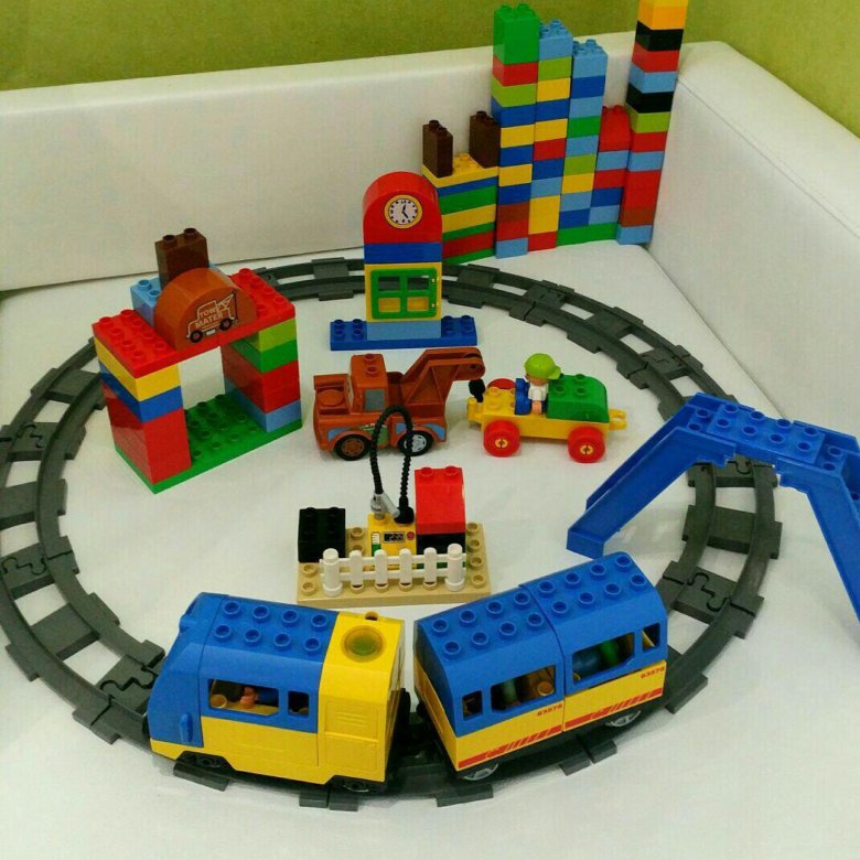 Большие железные дороги из лего дупло самоделка Железная дорога Lego Duplo - купить в Москве, цена 1 500 руб., продано 20 сентяб