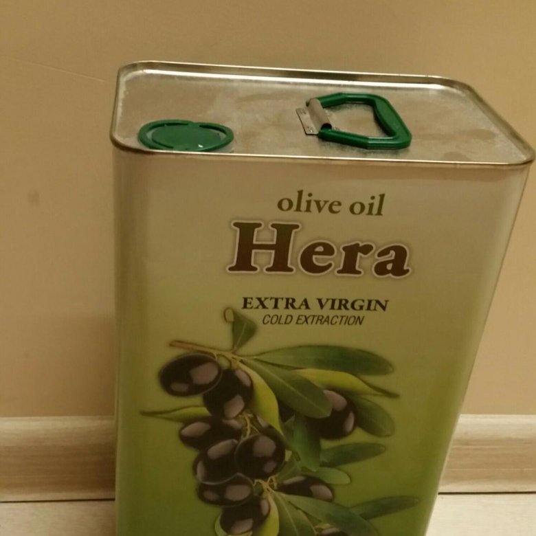 Оливковое масло в железной банке