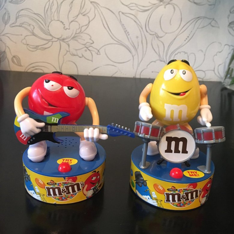 Фигура m m. M MS фигурки. Фигурка m&m. M&M S Rock Star. Фигурка m&MS Erik.