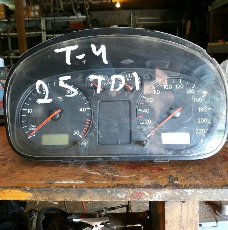 5 111. панель приборов фольксваген т4 2. панель приборов фольксваген т4. панель приборов фольксваген т4 2. приборная панель т 4.