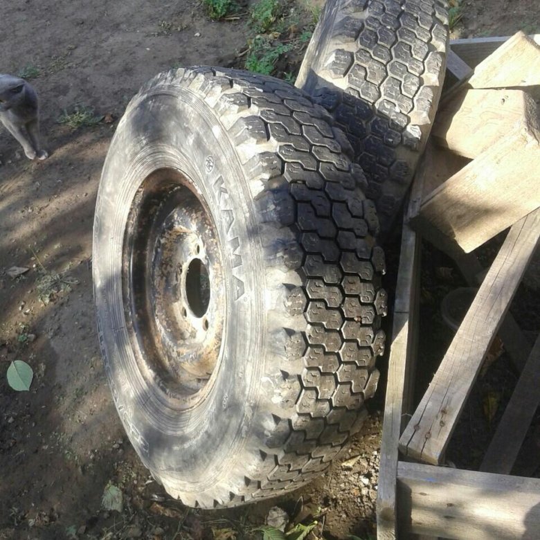 Колеса уаз 15 радиус. Резина уаз 469 стандарт. Резина на уаз 469 8. Пятаковая резина на уаз r16. Шины 225 85 r15 на уаз.