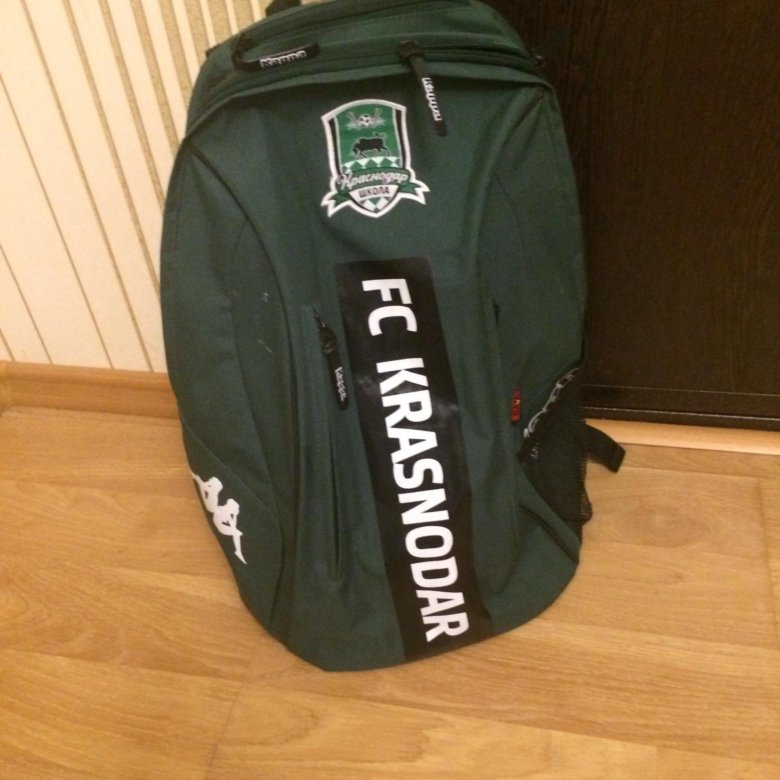 Asus rog shuttle backpack 17. Портфель фк краснодар. Фк краснодар рюкзак каппа старый рюкзак. Рюкзаки краснодар. Рюкзак краснодар.