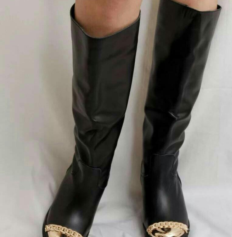 Спец сапоги с носком металлическим. Сапоги трубы шанель. Сапоги с железным носом женские. Сапоги с железным носом. Сапоги пвх нмс кщс с металлоподноском и металлостелькой.