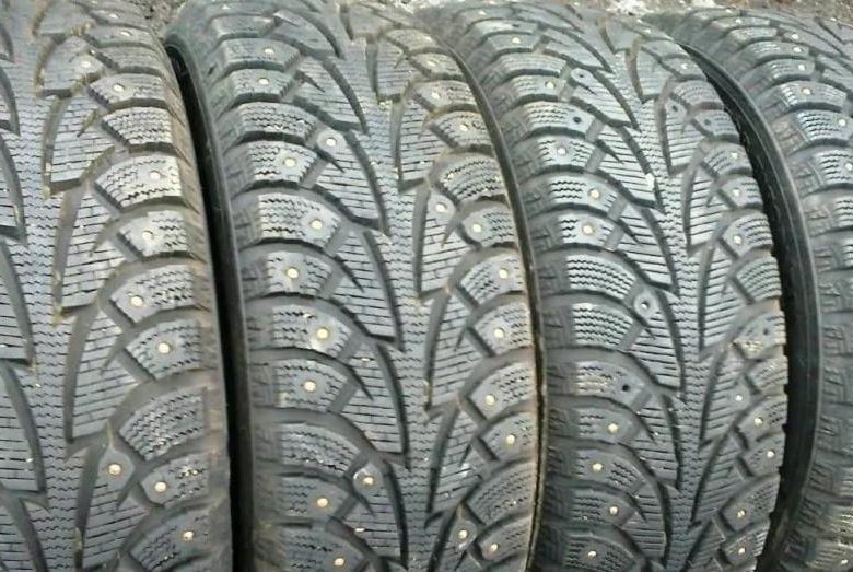 Зимние шины ханкук. Hankook 205/55 r16 зимние шипованные. Шины Hankook 205/55r16 зима шип. Шины Ханкук 205/55 r16 зимние шипованные. Ханкук шины зима 205/55 r16 шипованная.