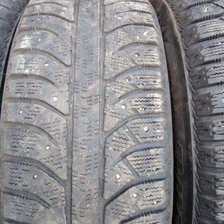Bridgestone ice cruiser 7000s 185/65 r15. Bridgestone ice cruiser 225 65 r17. 225/65 r17 102t ice cruiser 7000 bridgestone. Бриджстоун айс 7000. Бриджстоун 7000 шипованная.