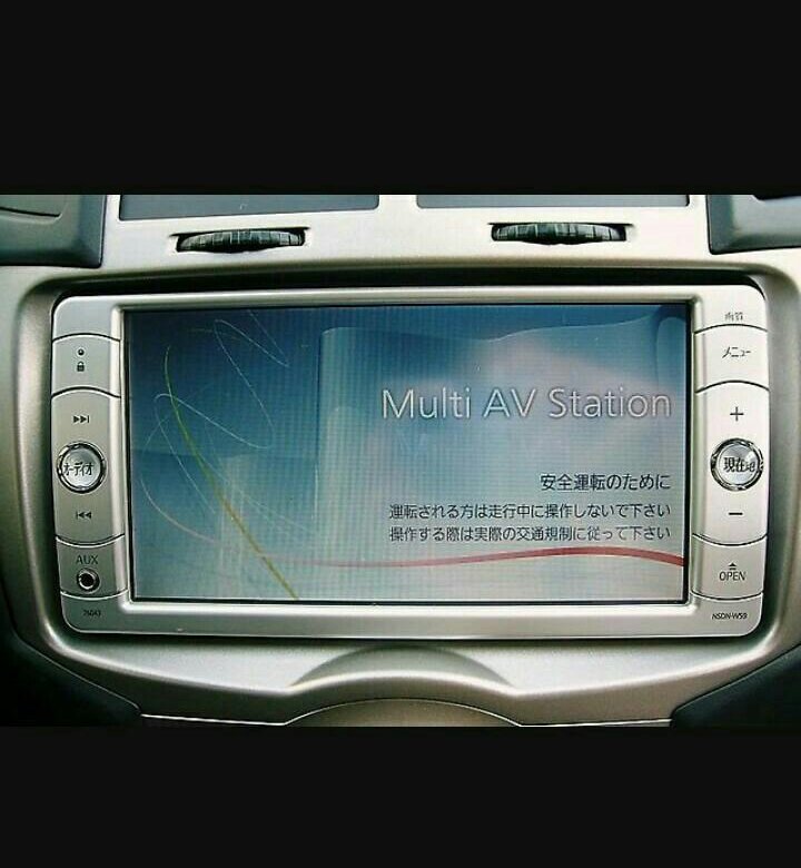 Магнитола NSDN-W59, модель 2009 года. 