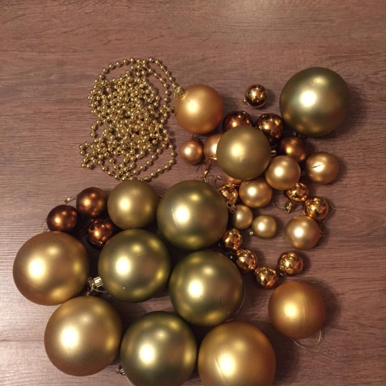 Украшения из золотых шаров. Золотой шар украшение. Kz-золотые шары. Золотые шары купить.