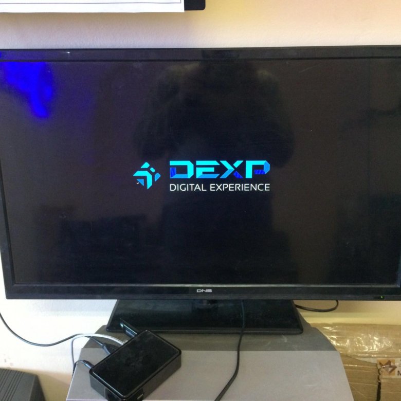 Dexp не включается. Телевизор DEXP 32“ 82 см. DEXP Digital experience телевизор Smart TV. DEXP Digital experience телевизор. Телевизор логотипы DEXP.