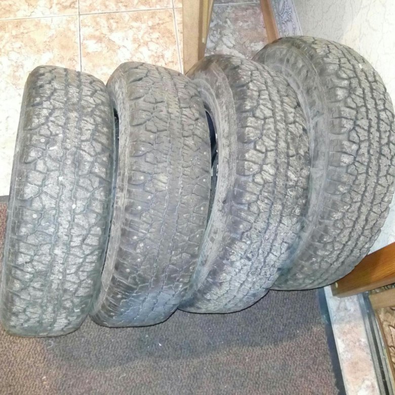 Зим 175. Шина Росава 175/70 r13 зима. 175/70 R13 зима на Жигули. Резина 175/70 r13. Резина на Жигули 175/70 r13 Кама.