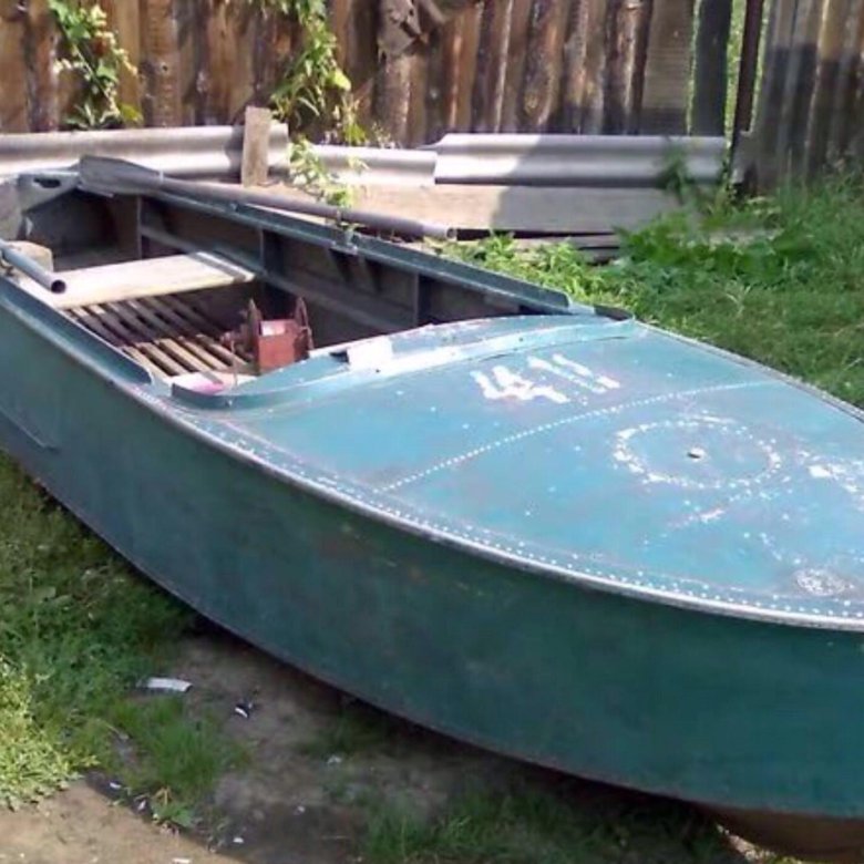 Авито лодка казанка б у. Моторная лодка Казанка СССР. Советские алюминиевые лодки. Лодка железная под мотор.
