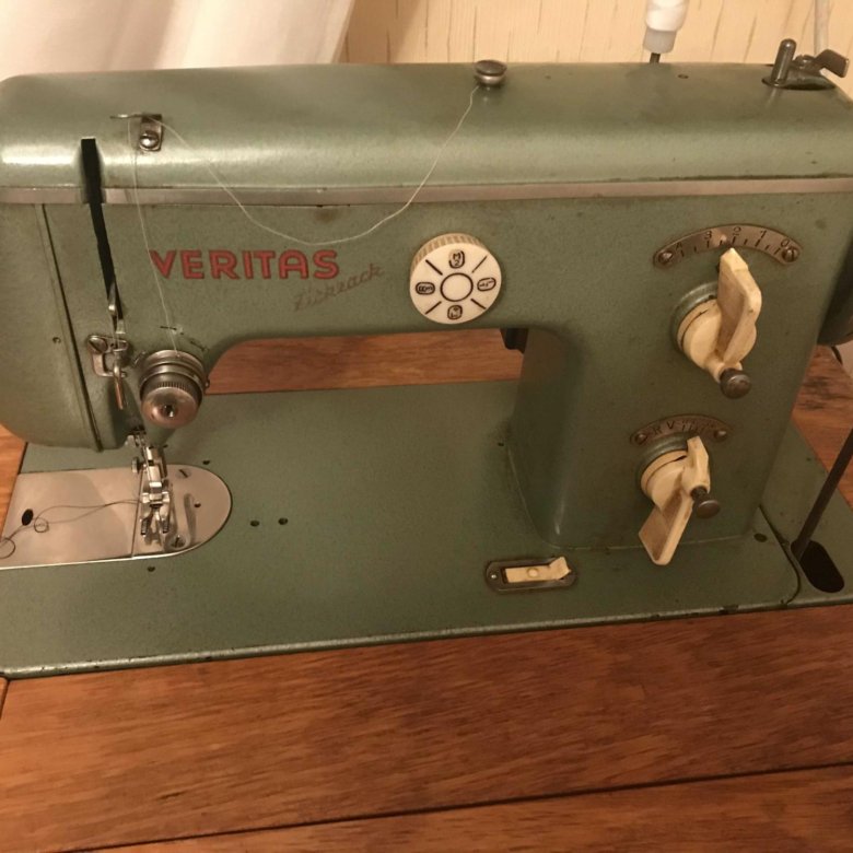 Авито швейные машинки веритас. Швейная машинка Веритас электрическая. Немецкая швейная машинка Веритас. Веритас 1970. Немецкая швейная машина ,veritas 1960.