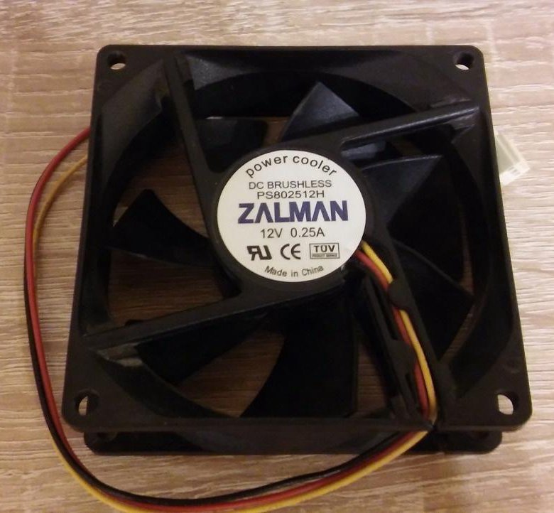 Купить кулер на авито. Вентилятор для корпуса компьютера 120 мм Zalman. Вентиляторы для корпуса компьютера Zalman 120 мм с подсветкой. Zalman 3 кулера корпус. Вентилятор на блок питания 120 мм Zalman.
