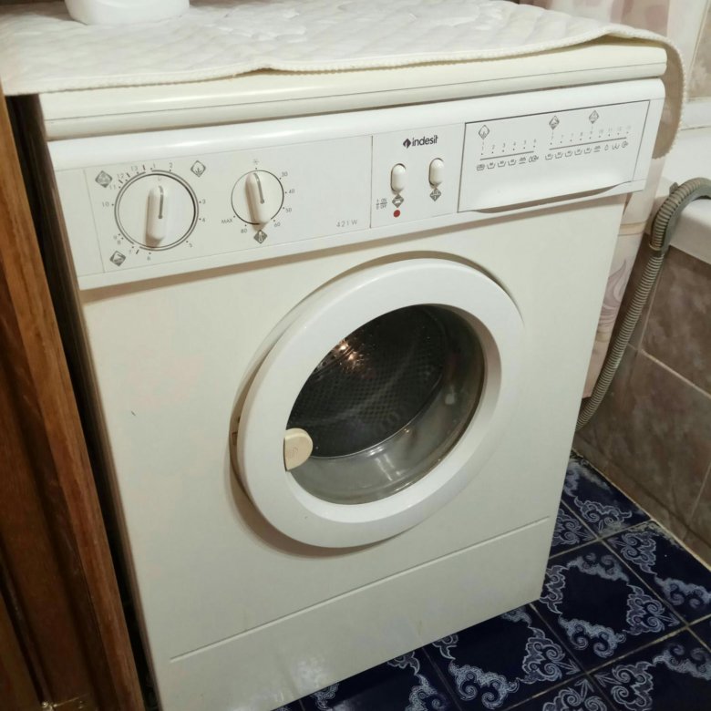 Стиральная машина б у. Indesit 421w. Стиральная машинка Indesit 421w. Стиральная машина Индезит 421w патрубок. Indesit 421w режимы.