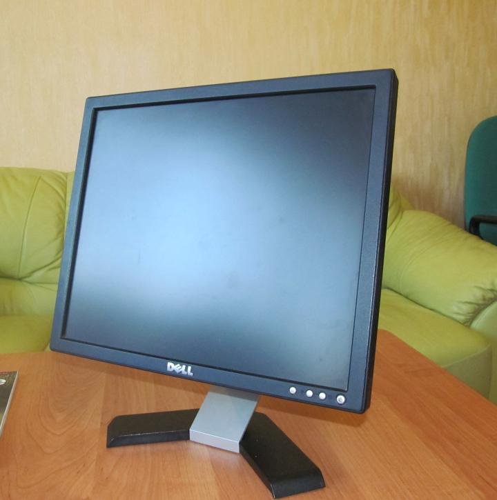 Монитор 2006 года. Монитор dell 17. Dell e190s. Монитор dell 19 дюймов. Dell e178.