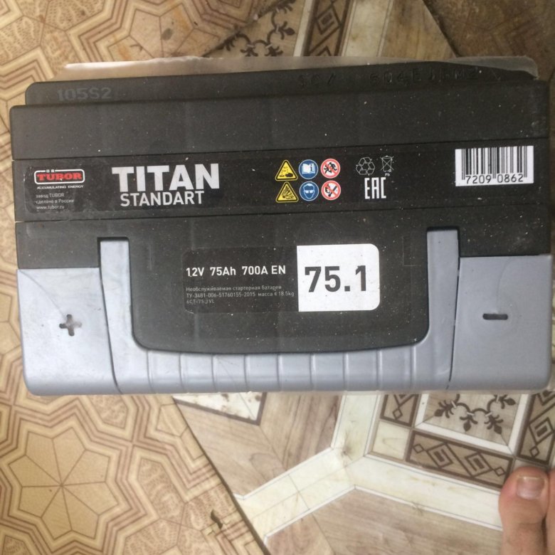 Дата аккумулятора титан. Аккумулятор Титан стандарт 75. Titan Standart 700 Дата. Дата на аккумуляторе Титан. Маркировка аккумулятора Титан.