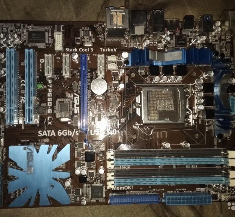P7p55d lx. ASUS p7p550le. ASUS p7p55d-e LX. P7p55 LX back Panel Part. ASUSTEK p7p55d-e LX Rev 1 XX.