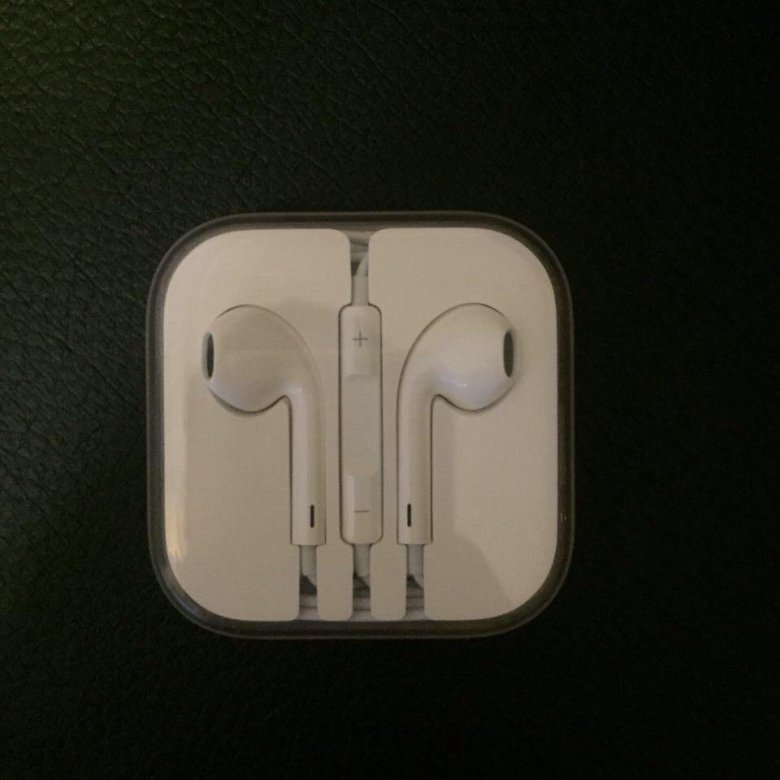 Оригинальные наушники apple проводные. Apple Earpods 3. Наушники эпл аирподс 3. Наушники Apple Earpods 4. Iphone 5 and Earpods.