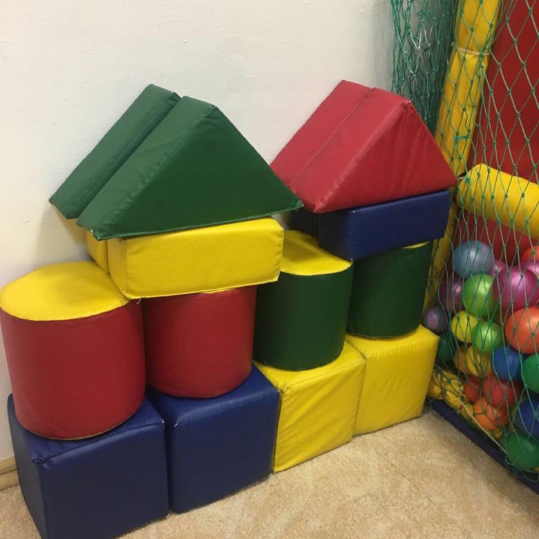 Кубики большие цена. Кубики детские большие мягкие. Мягкие кубики большие в игровую комнату. Огромные мягкие кубики для детей. Мягкие Кубы для игровой комнаты.