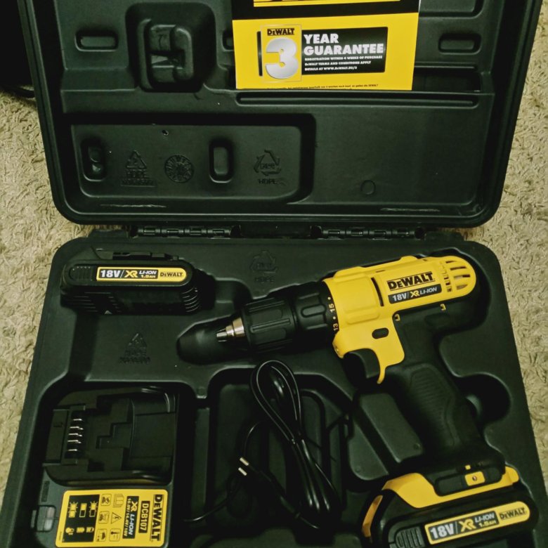 Dewalt dcd 771 аккумулятор 2а фото. Dewalt dcd771s2. Дсд 800 деволт. Dewalt dcd771s2-ks. Шуруповерт dewalt dcd 771 в кейсе.