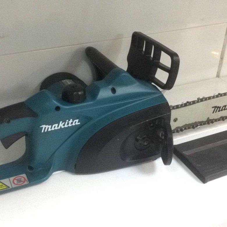 Makita uc3520a. Электропила Макита.