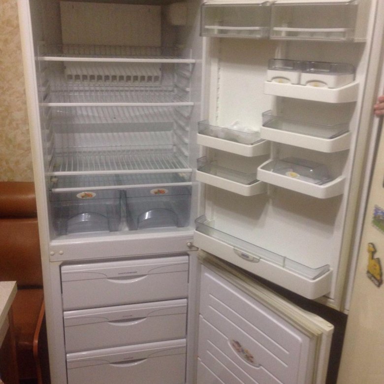 Холодильник Атлант мхм 162 – купить в Москве, цена 5 500 руб., продано ...