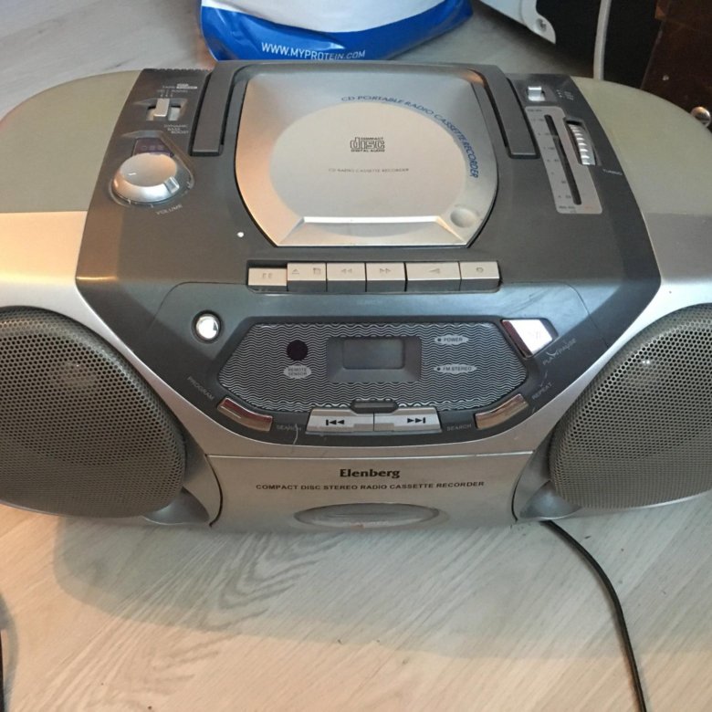 Sony cfs-715. Магнитофоны 2017 года. Магнитофон бумбокс philips. Магнитола филипс бумбокс. Магнитола philips az 1575.