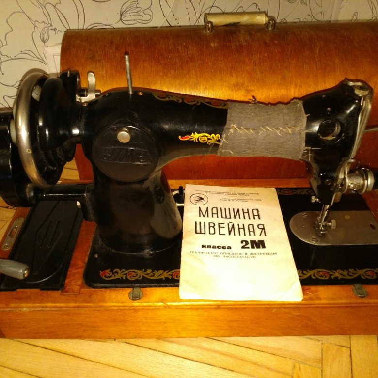 Подольская механическая швейная машинка