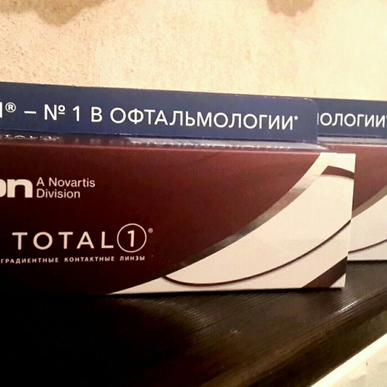 Alcon dailies total 1. Линзы номер 1 в офтальмологии. Alcon 9700х. Alcon Аксенов. Кравченко Alcon.