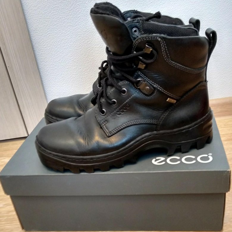 Берцы экко. Ecco зимние tredtray. Ботинки ecco Gore Tex мужские. Берцы экко мужские зимние. Высокие ботинки экко гортекс.