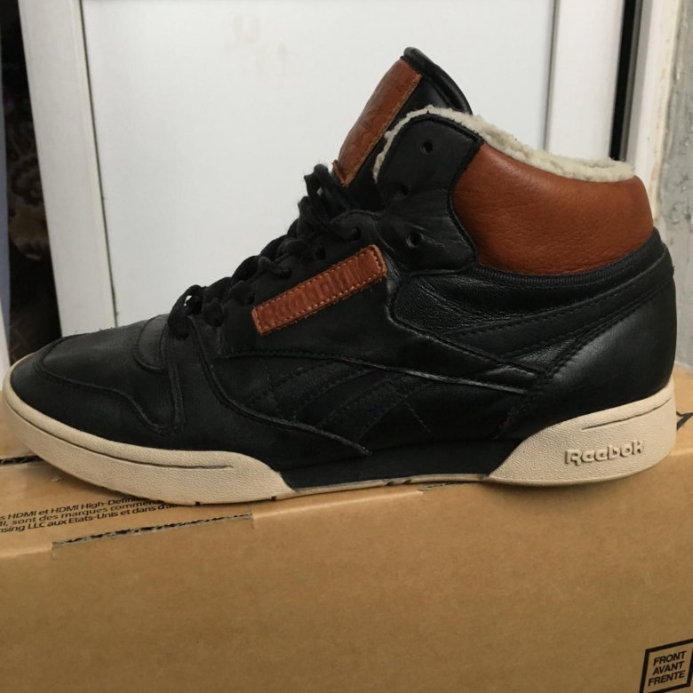 reebok classic exertion mid