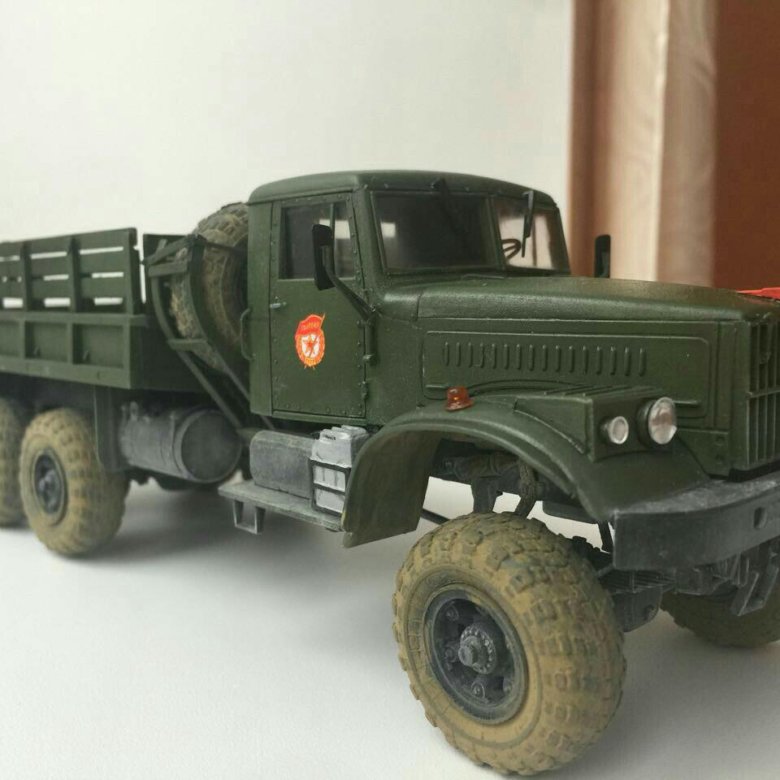 Авито модели 1 35. КРАЗ 255 1/35. КРАЗ 255 модель. КРАЗ 255 модель 1 35. КРАЗ 255 тягач наш автопром.