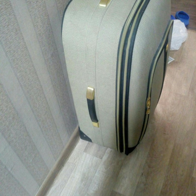 Дорожный чемодан – купить в Санкт-Петербурге, цена 1 500 руб., продано ...