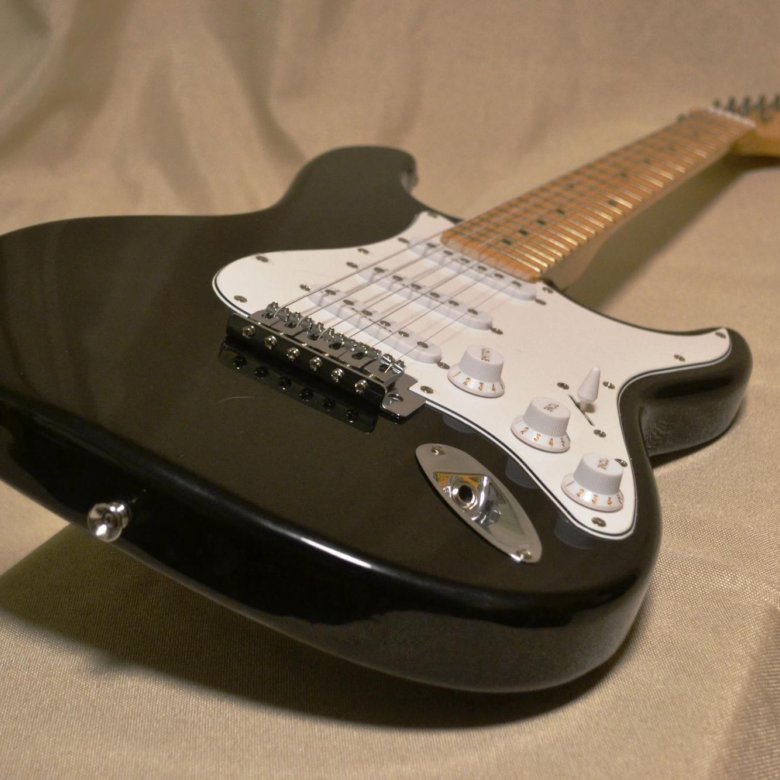 Fender stratocaster mexico olympic white. Фендер авито. Классическая гитара fender esc105 с узким грифом. 1992 fender american deluxe precision bass. Fender stratocaster affinity olympic white.