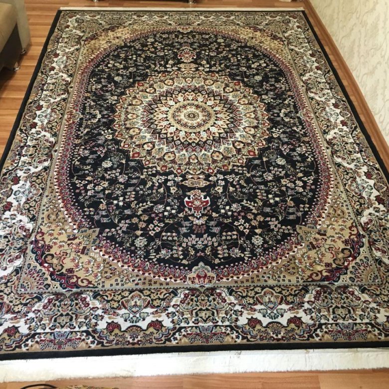 Стирка ковров. Узор ковра. Иранские шелковые ковры в хасавюрте. Ковры иранские в дербенте. Ковры избербаш.