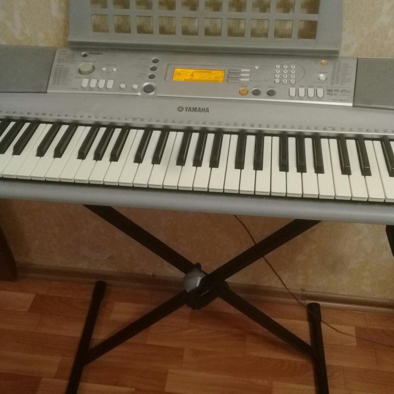 Синтезатор yamaha psr r200. Yamaha 410 синтезатор. Ямаха 450 синтезатор. Синтезатор Ямаха DGT 350.