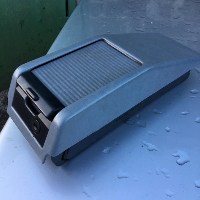 Мерседес бенц w124 хлебница. Хлебница мерседес 124. Хлебница mercedes w124. Хлебница на мерседес w204. Хлебница мерседес 124.